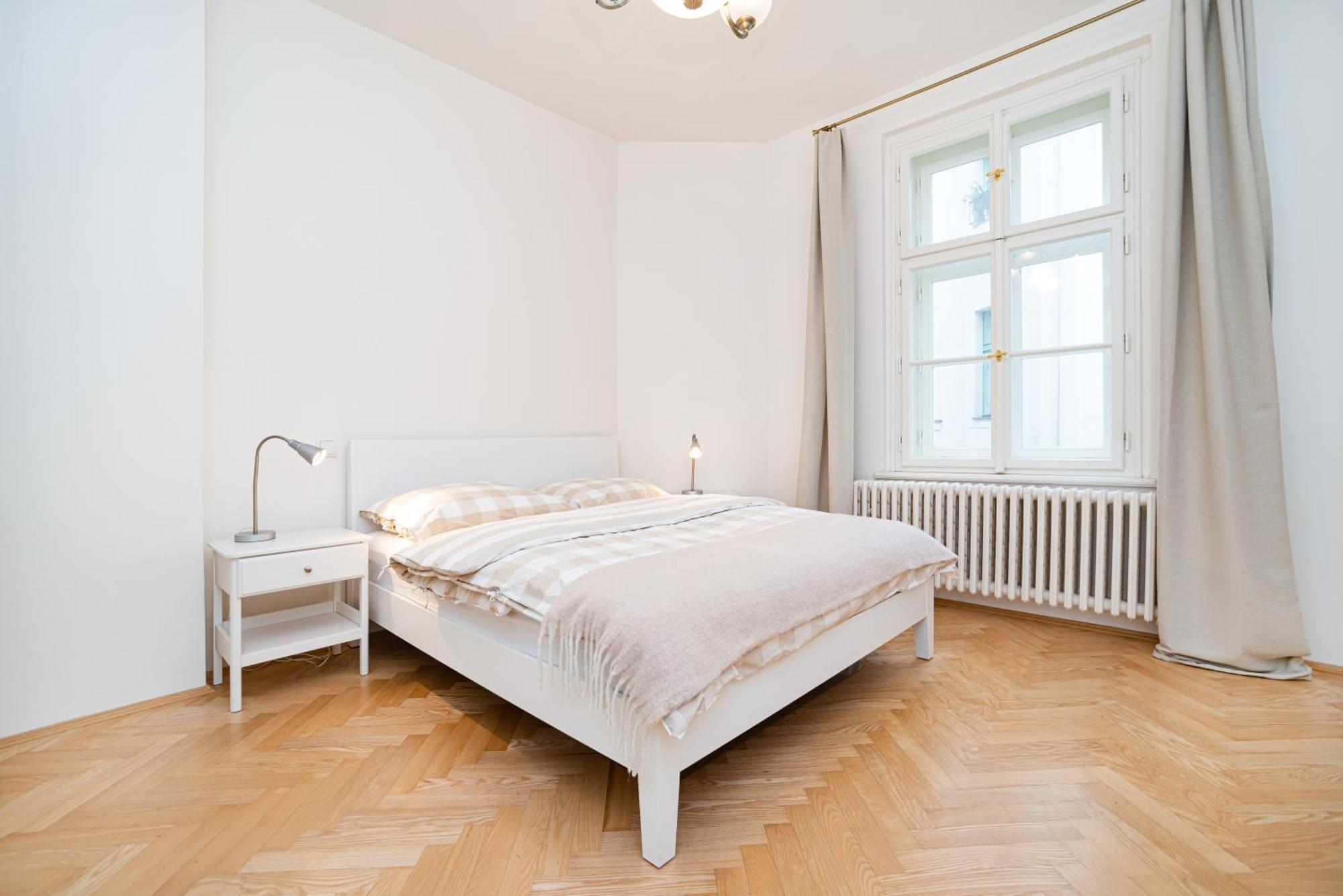 Quiet Apartment In The Old Town Прага Екстер'єр фото