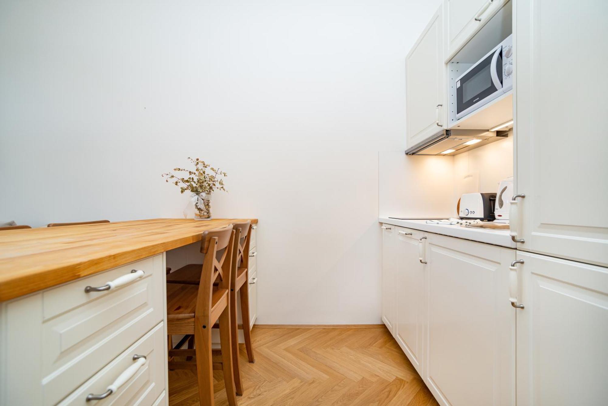 Quiet Apartment In The Old Town Прага Екстер'єр фото