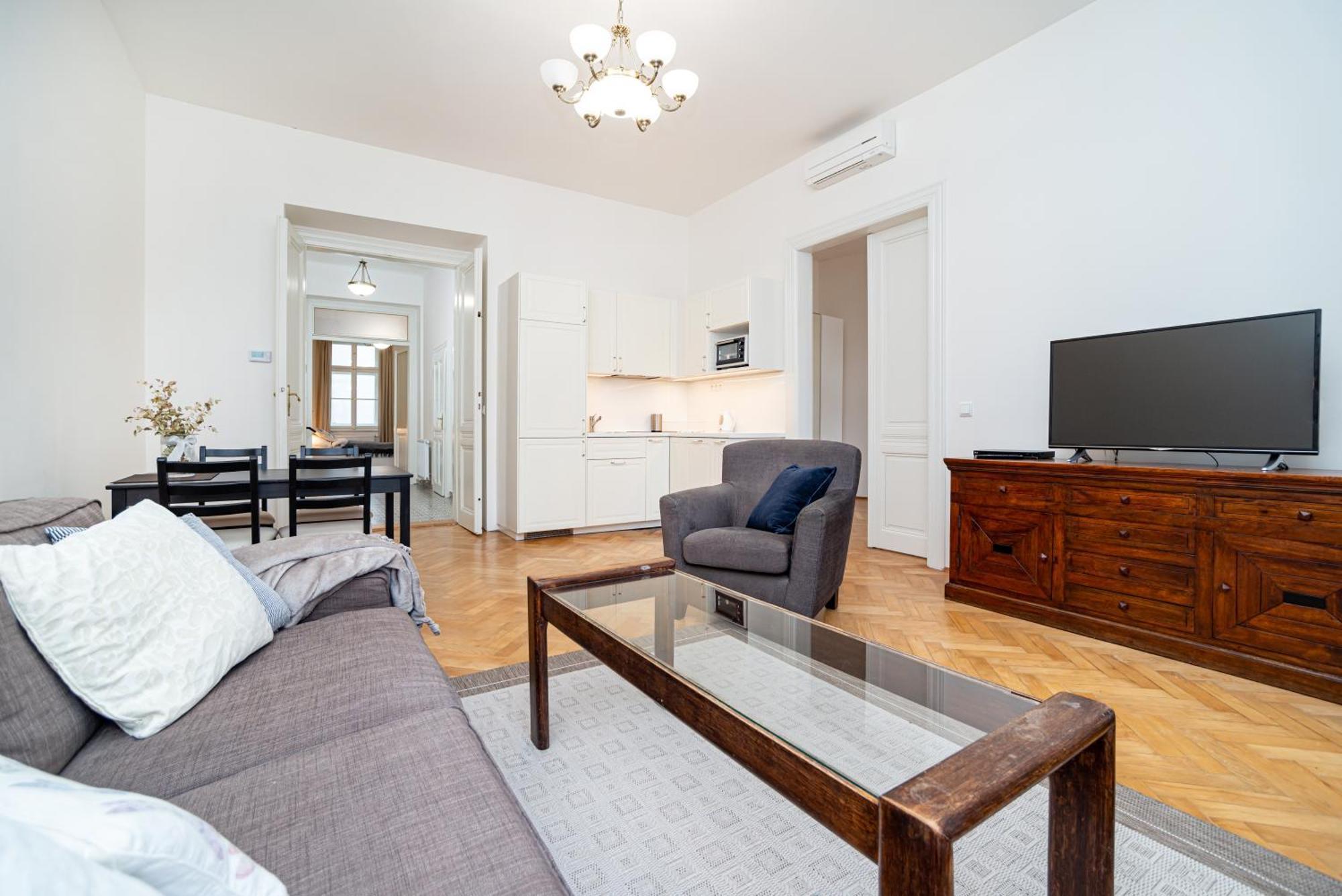 Quiet Apartment In The Old Town Прага Екстер'єр фото